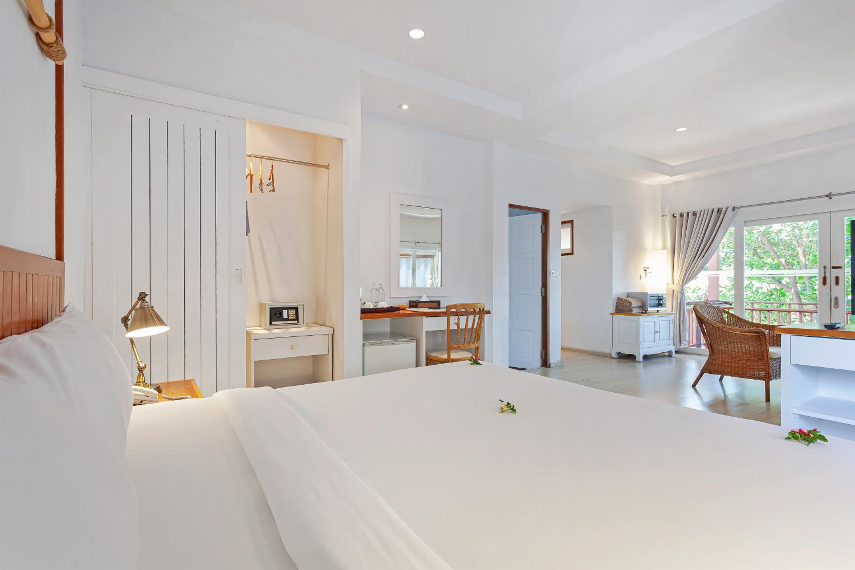 Malibu Beach Resort