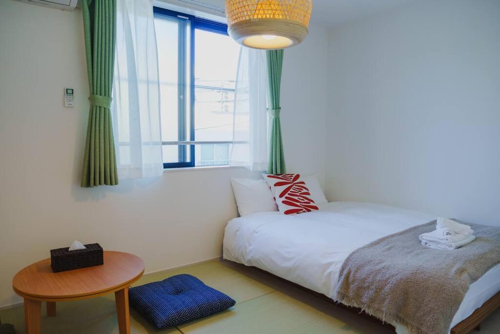 QH302 New Tokyo Apartment, Direct access to Ueno, Asakusa, Disneyland, Airport