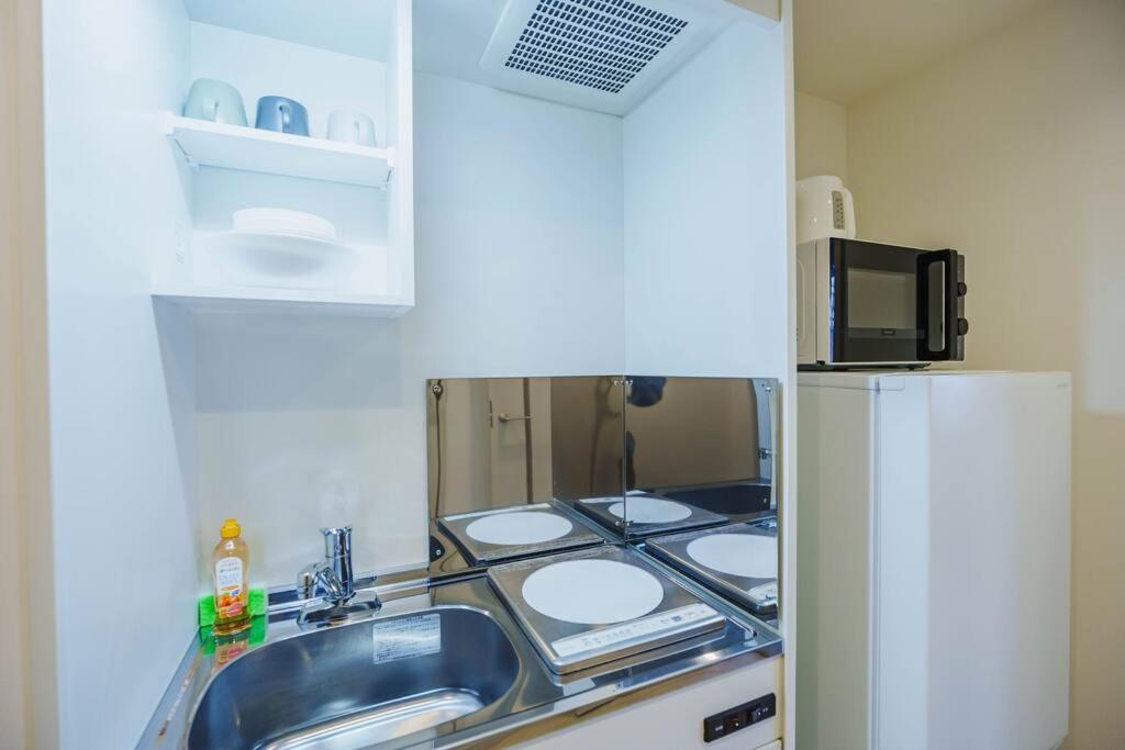 QH302 New Tokyo Apartment, Direct access to Ueno, Asakusa, Disneyland, Airport