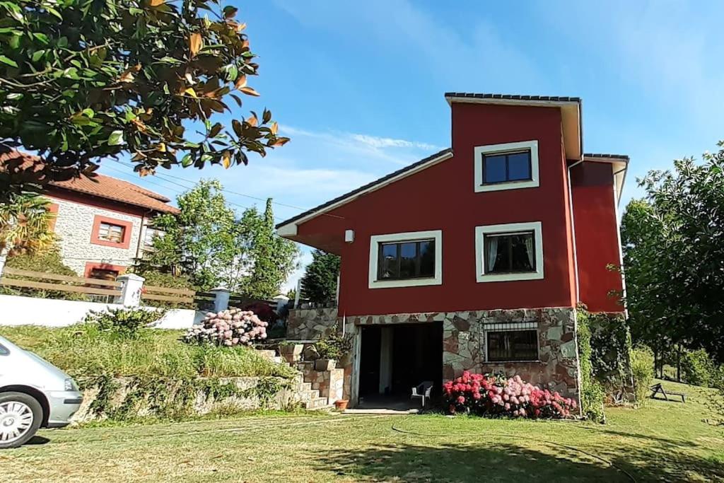 Casa con vistas en Borines
