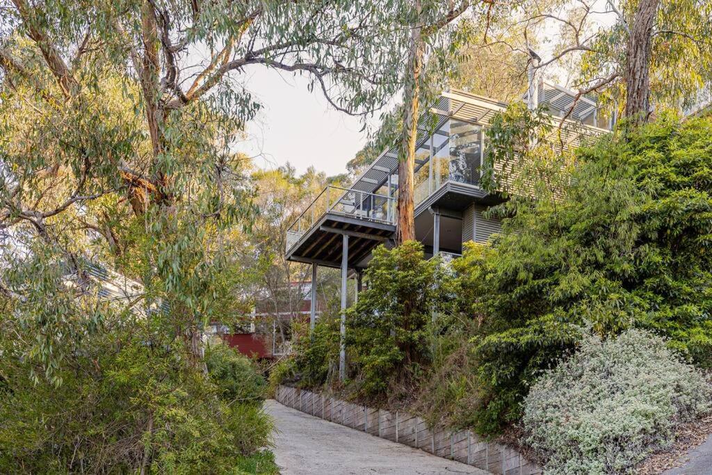 Lorne Luxury