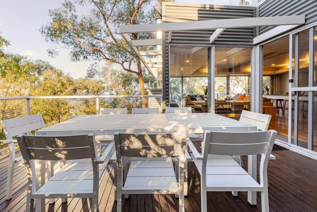 Lorne Luxury