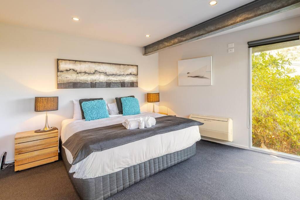 Lorne Luxury