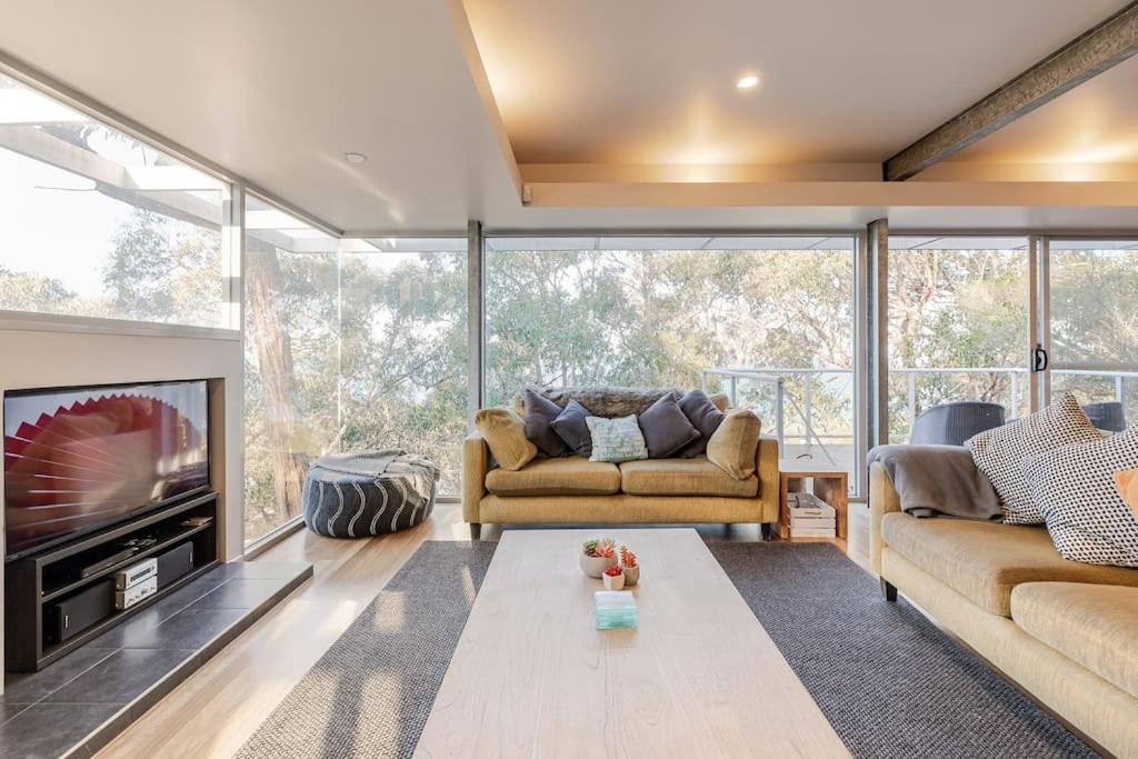Lorne Luxury