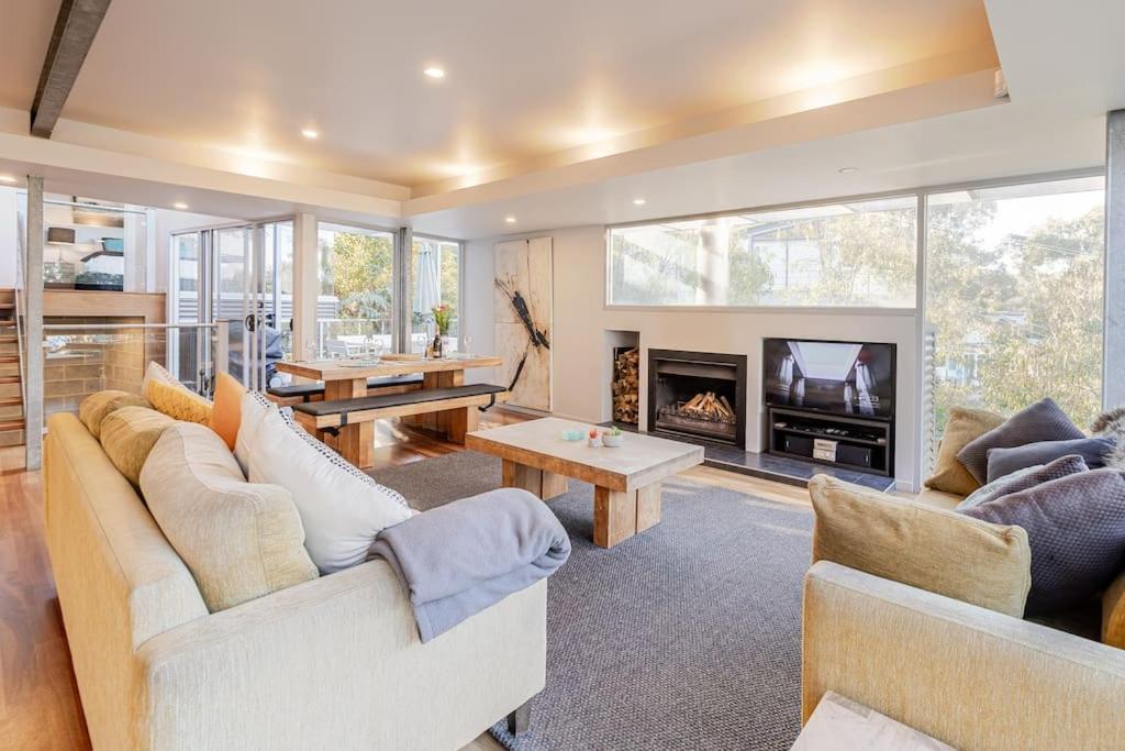 Lorne Luxury