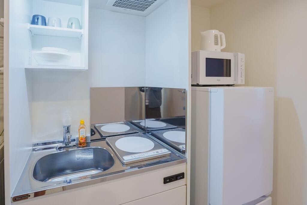 QH303 New Tokyo Apartment, Direct access to Ueno, Asakusa, Disneyland, Airport