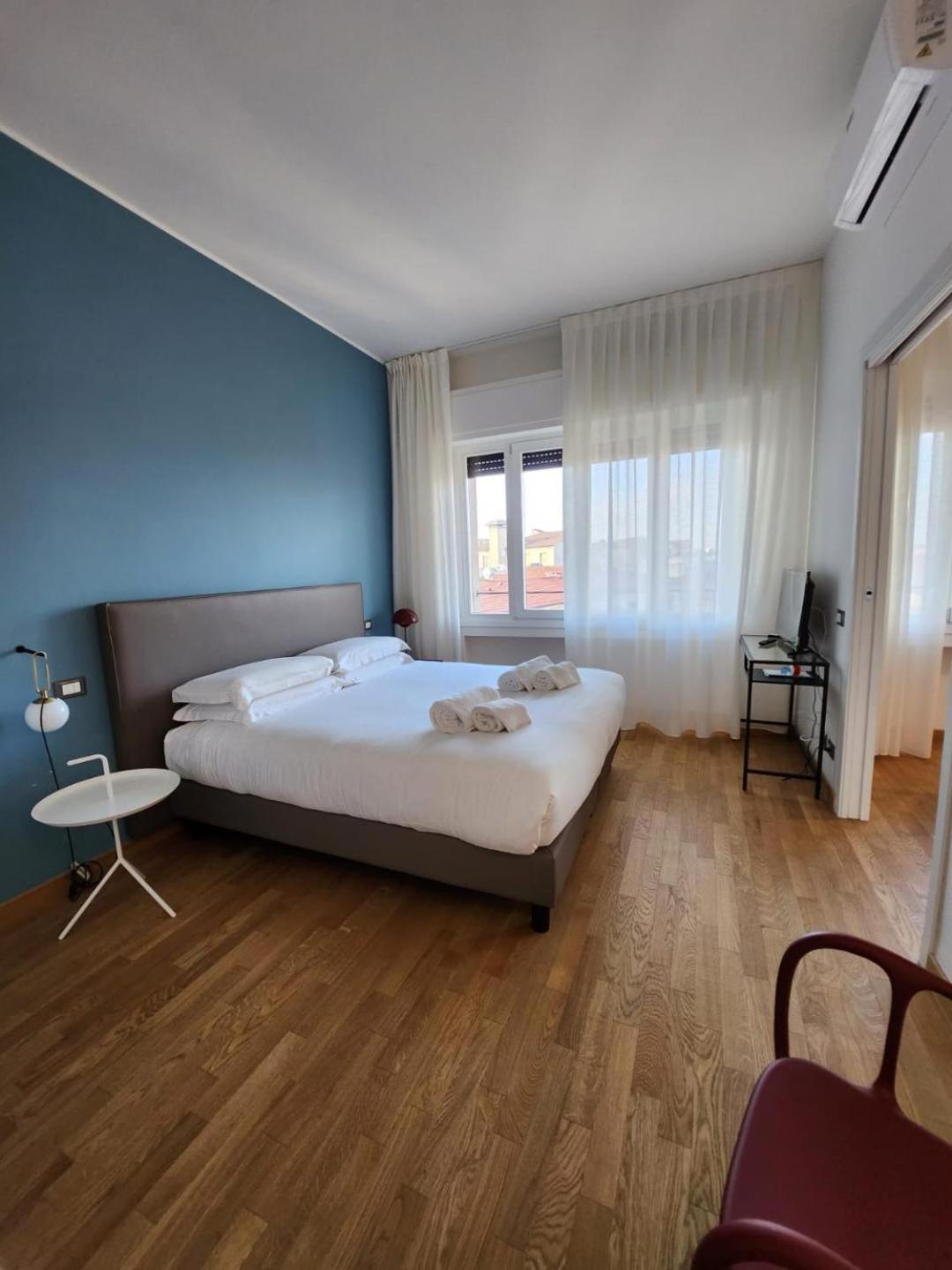 Sweetly home in Florence Suite Appartamento Vista Duomo Balcone Centro Firenze, Stazione