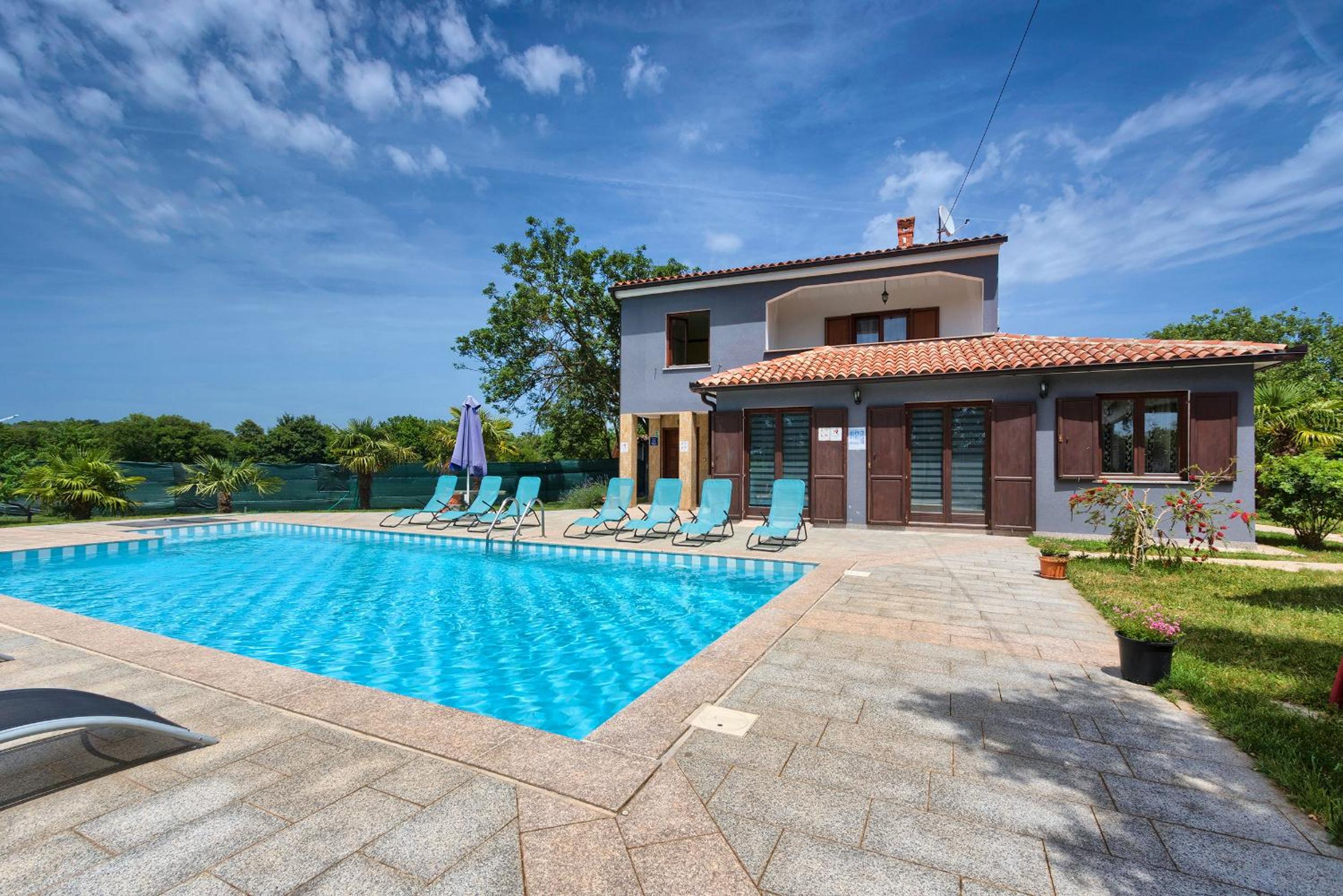 Villa Pula