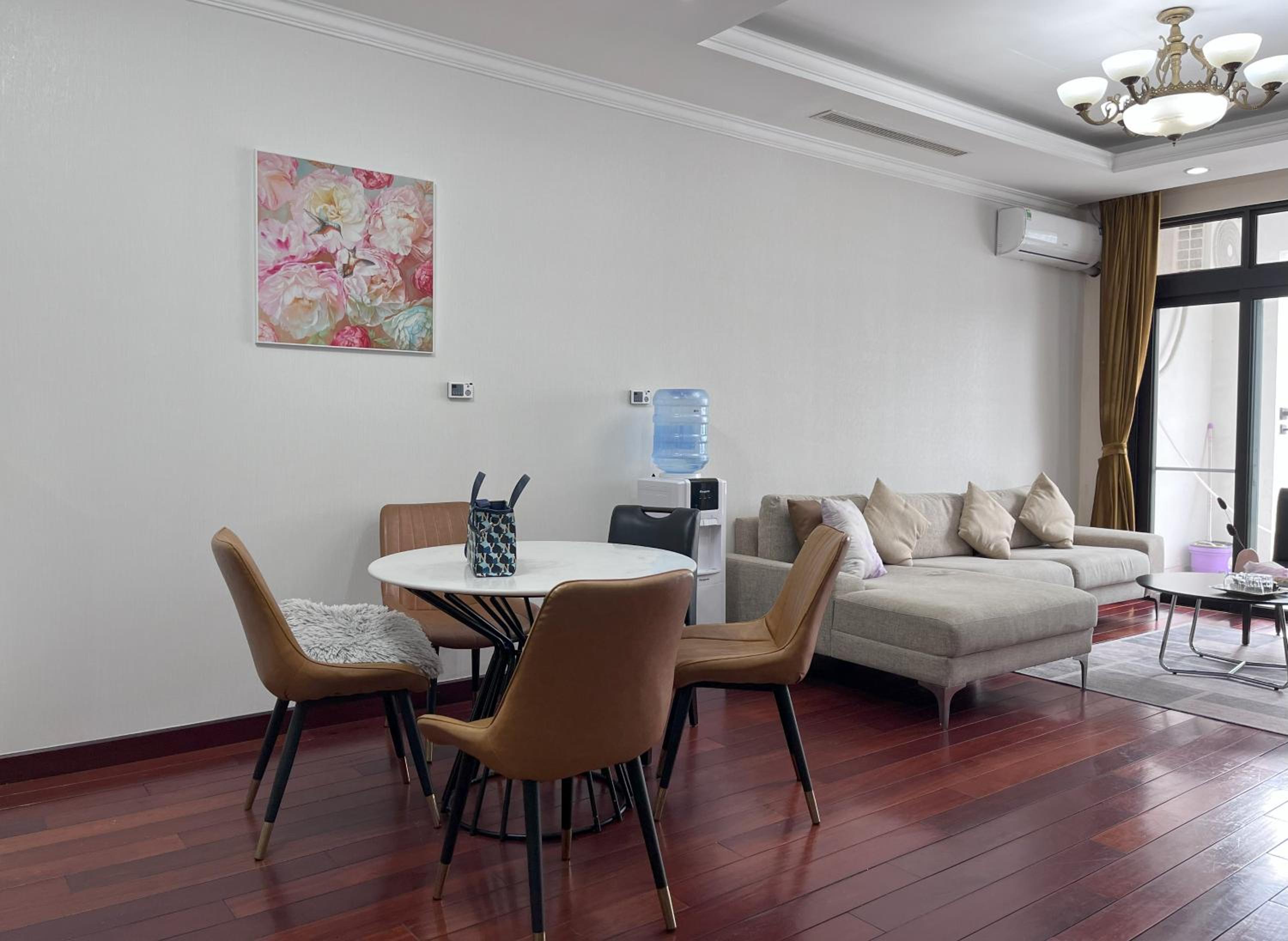 Vinhomes Royal City Luxury Apartment 3Br
