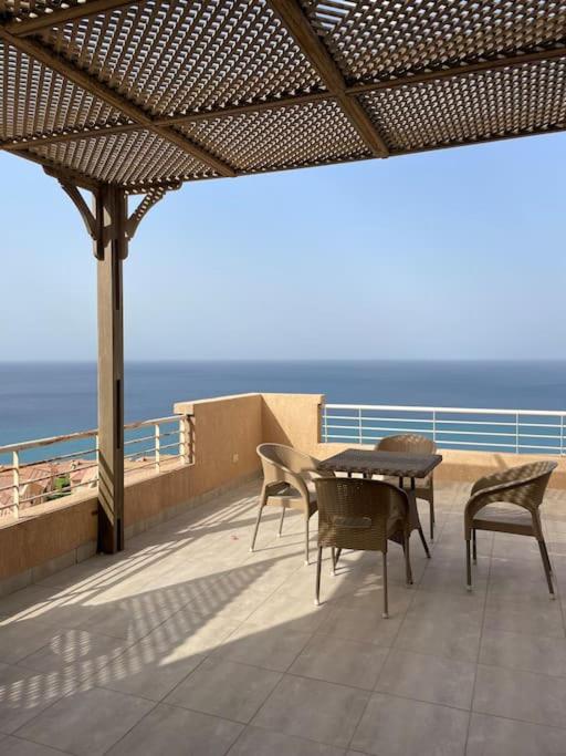 Panoramic sea view chalet in Telal Sohkna