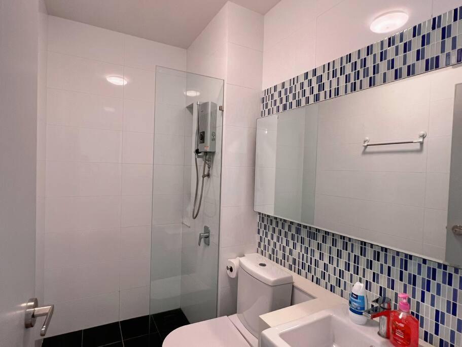 HighParkSuites Studio 3PX, Near Paradigm Mall & LRT KelanaJaya photo 2