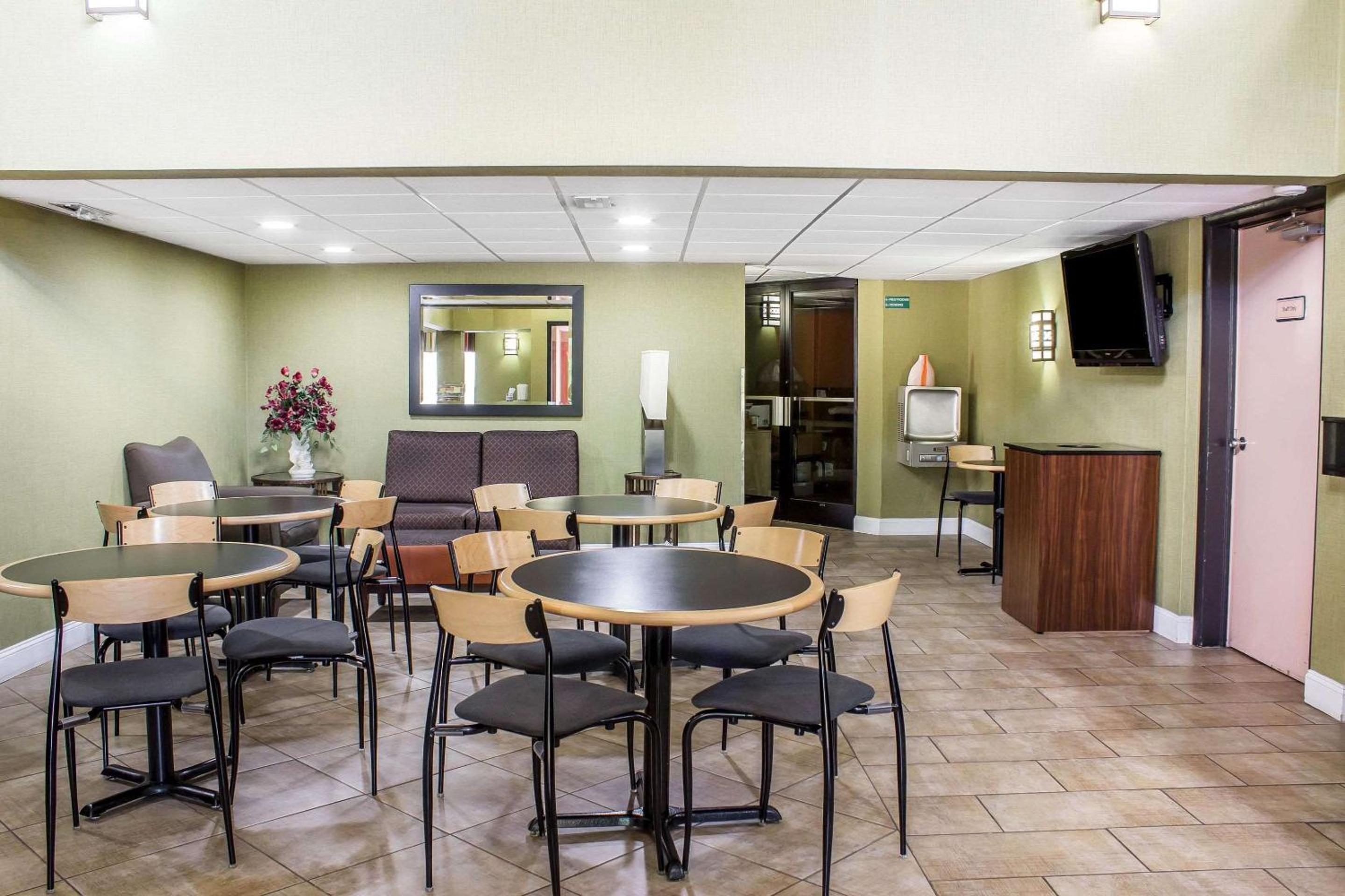 Quality Inn Selma - Smithfield, Photo 15