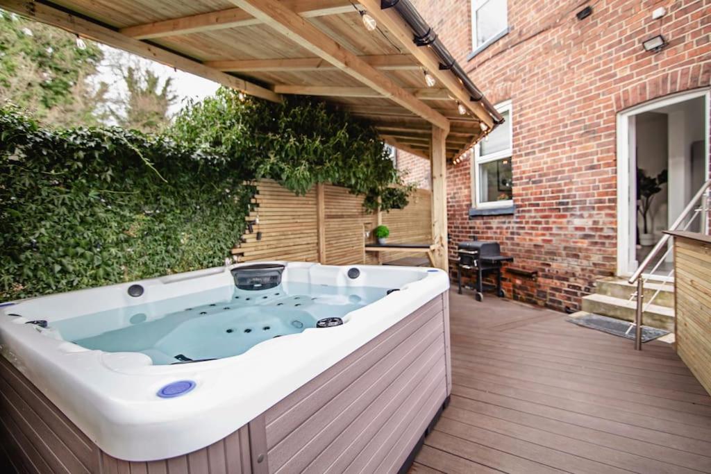 Hotel Modern Central Luxury Home With Hot Tub Sauna 9ppl