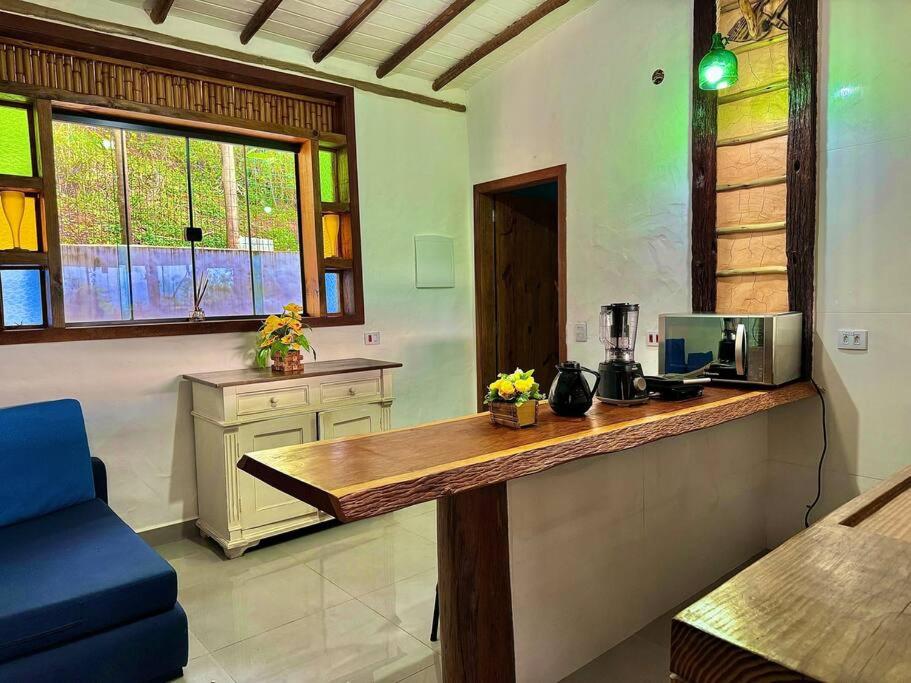 Chalé com 2 Suítes Piscina e Quadra de Vôlei