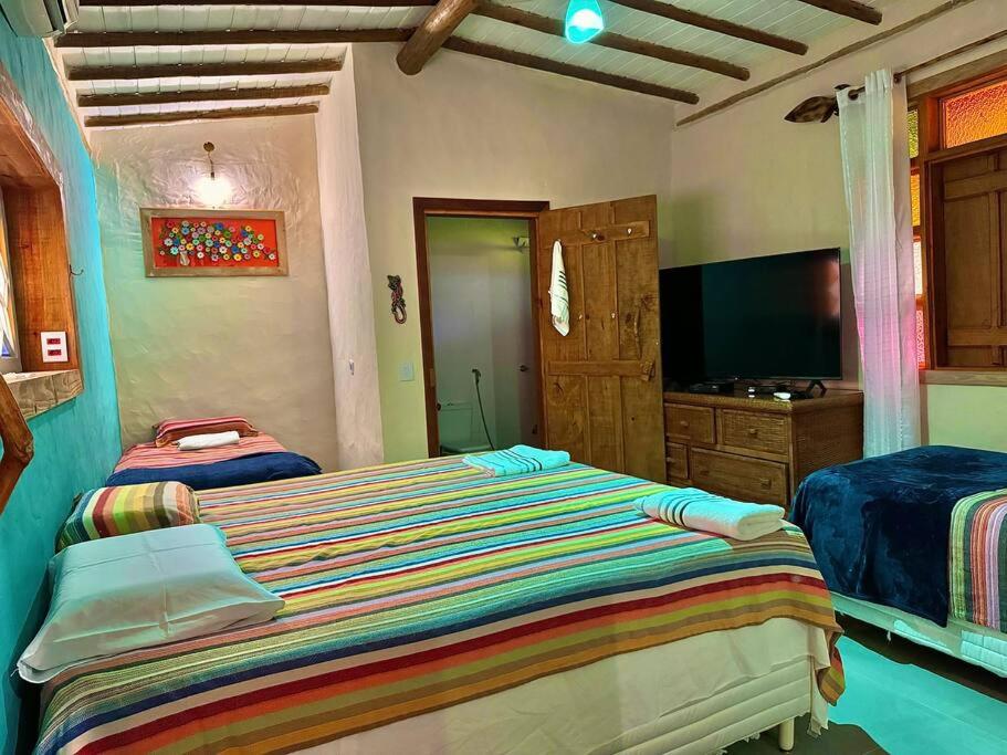 Chalé com 2 Suítes Piscina e Quadra de Vôlei