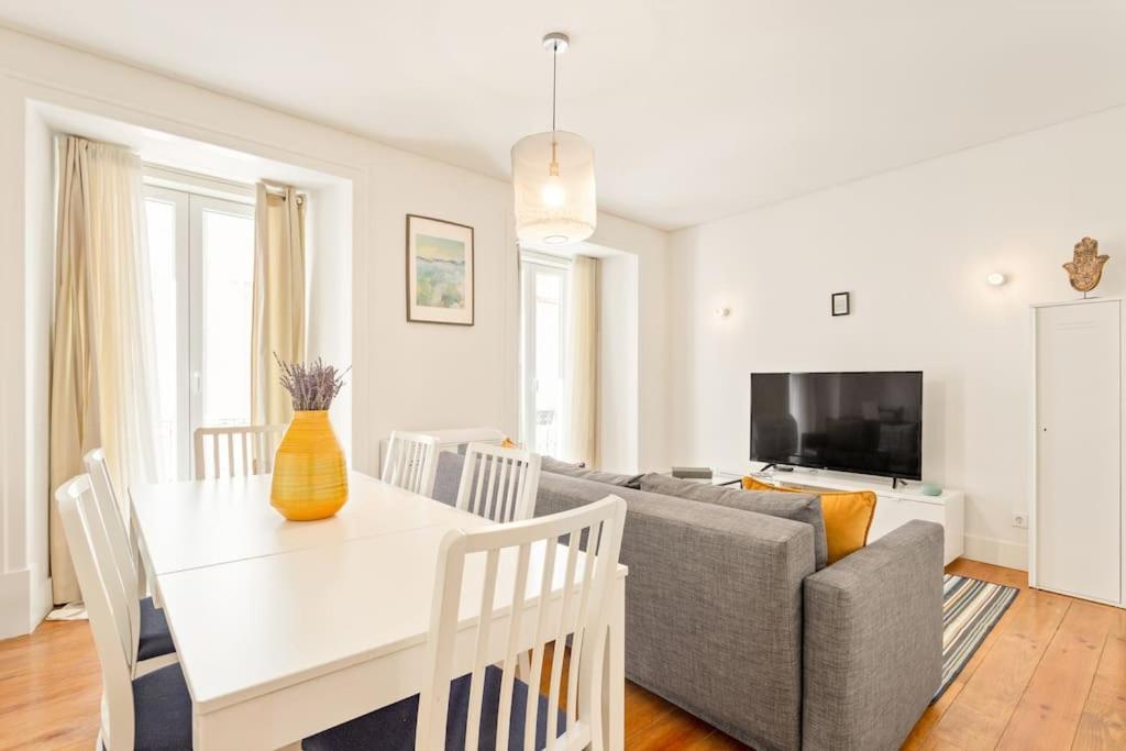 SUNNY Bica - Downtown Large Apartment view 4