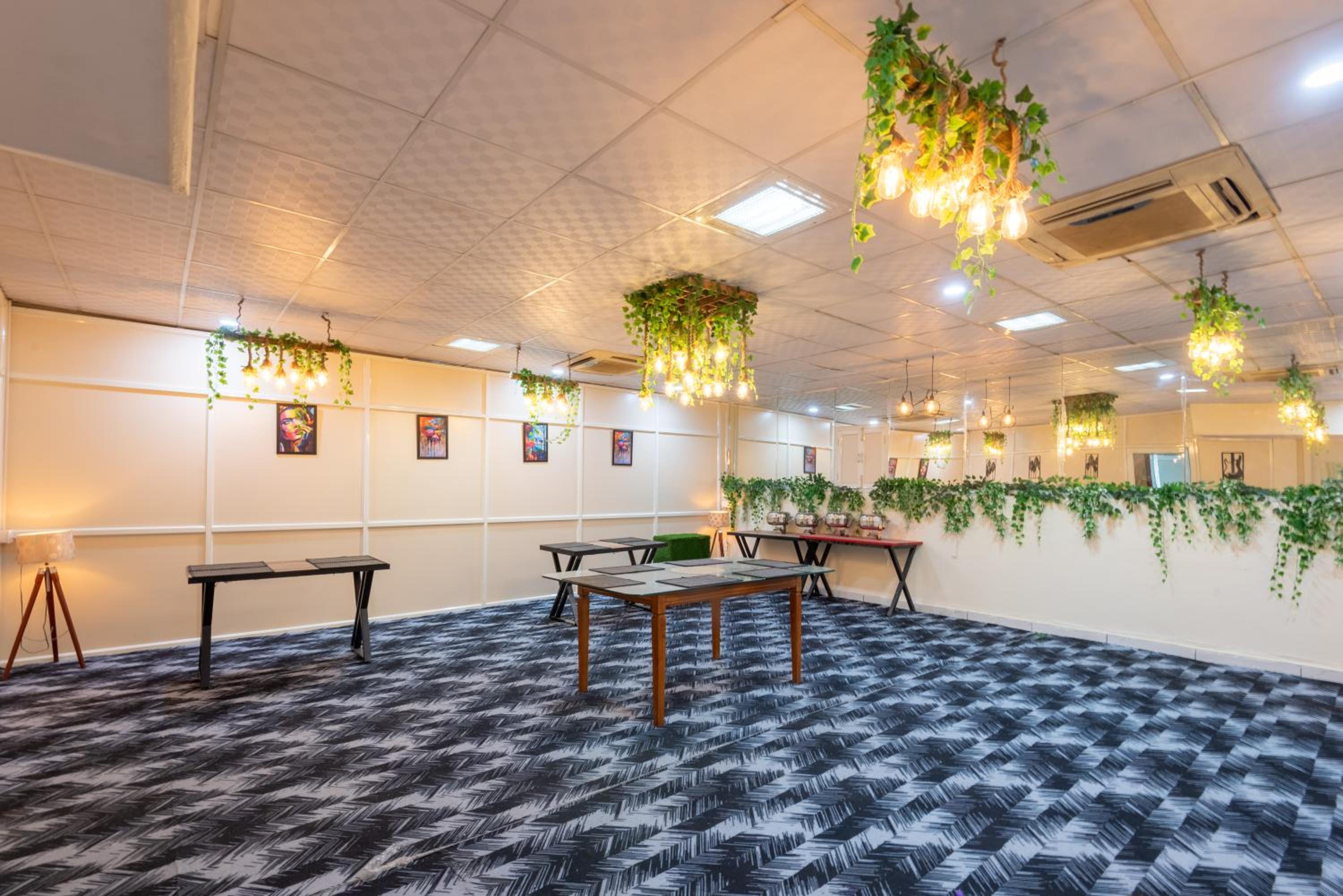 meeting & event spaces