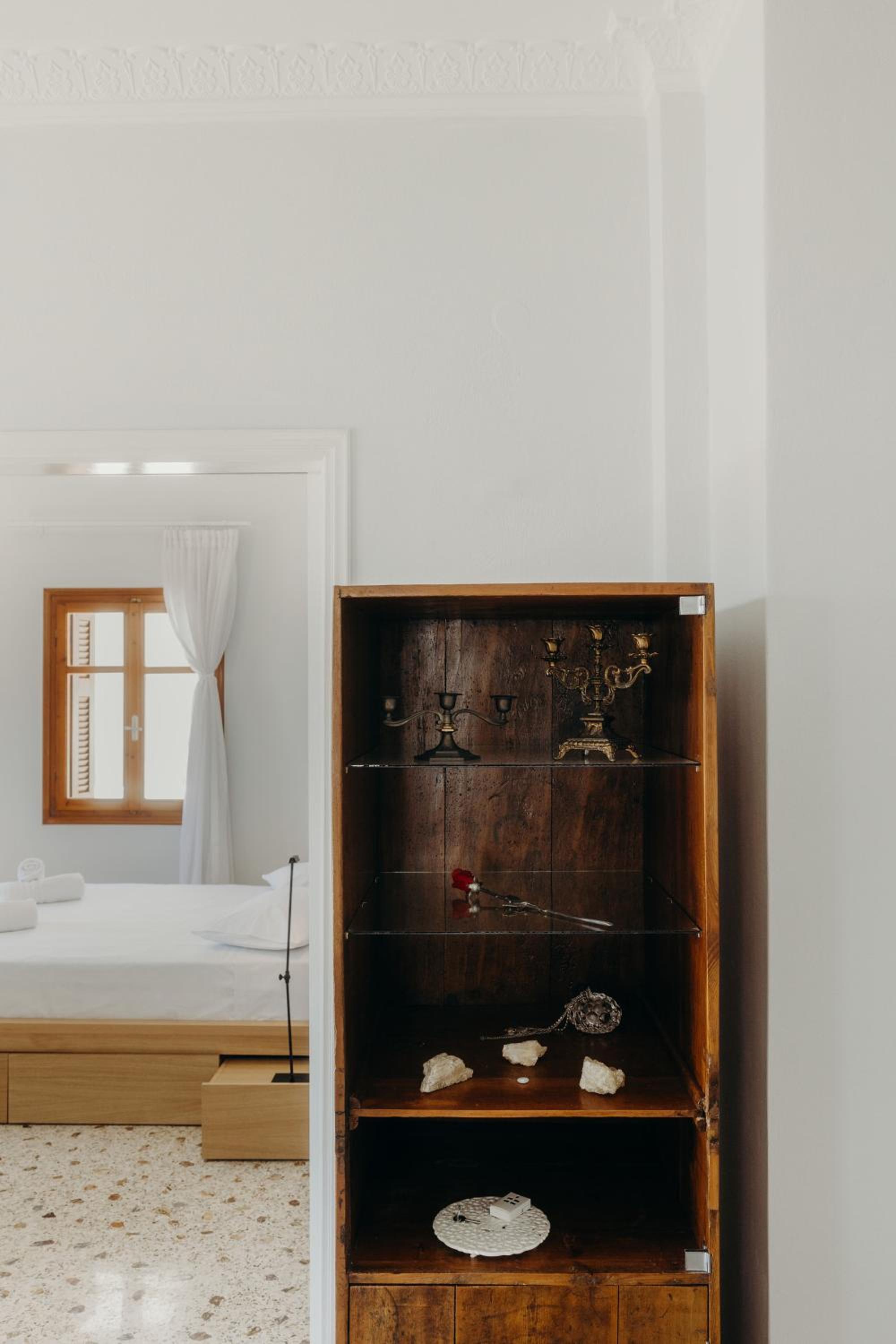 Katsipi Suite