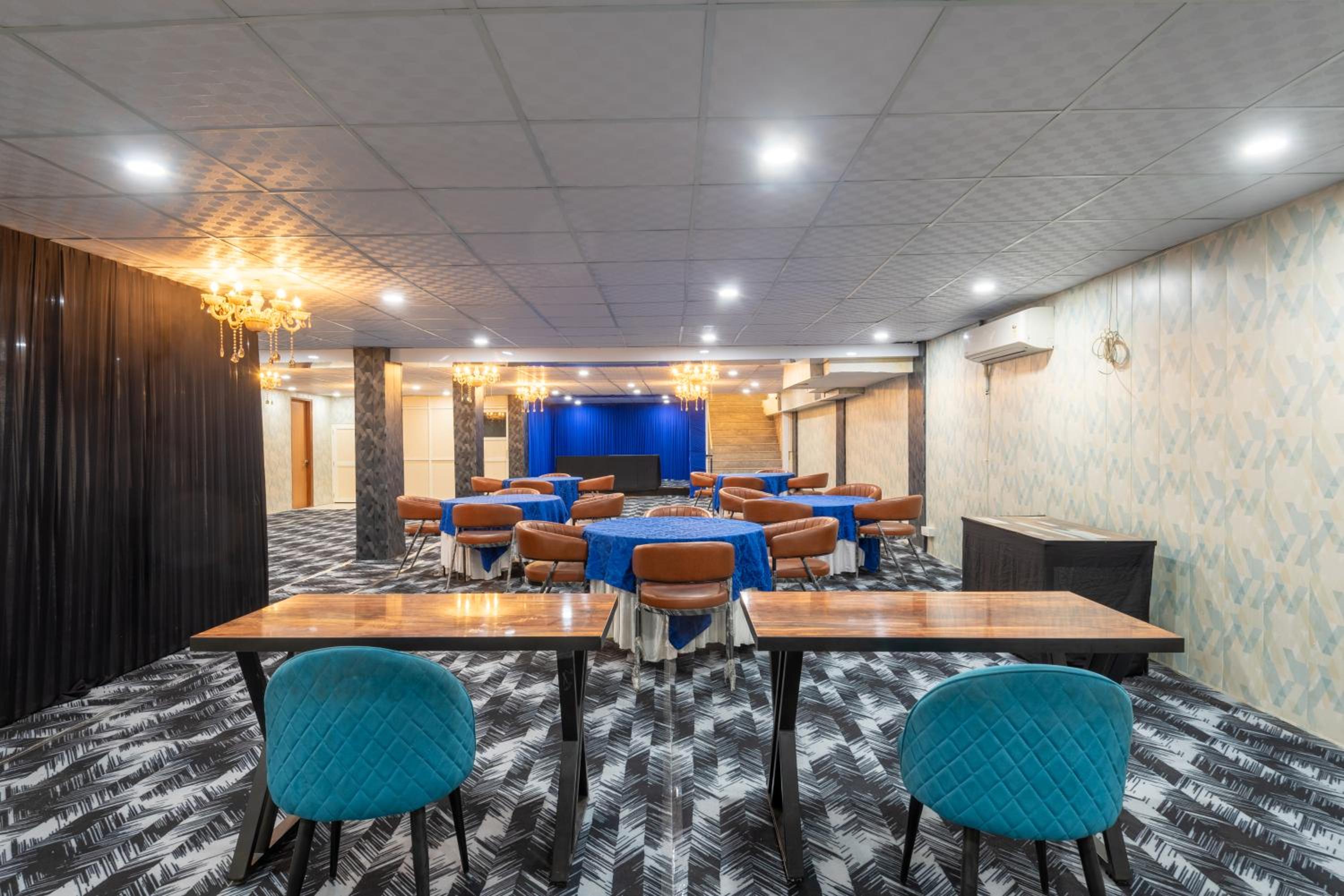 meeting & event spaces