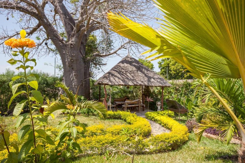 Villa Leeven mit privatem Pool am Diani Beach