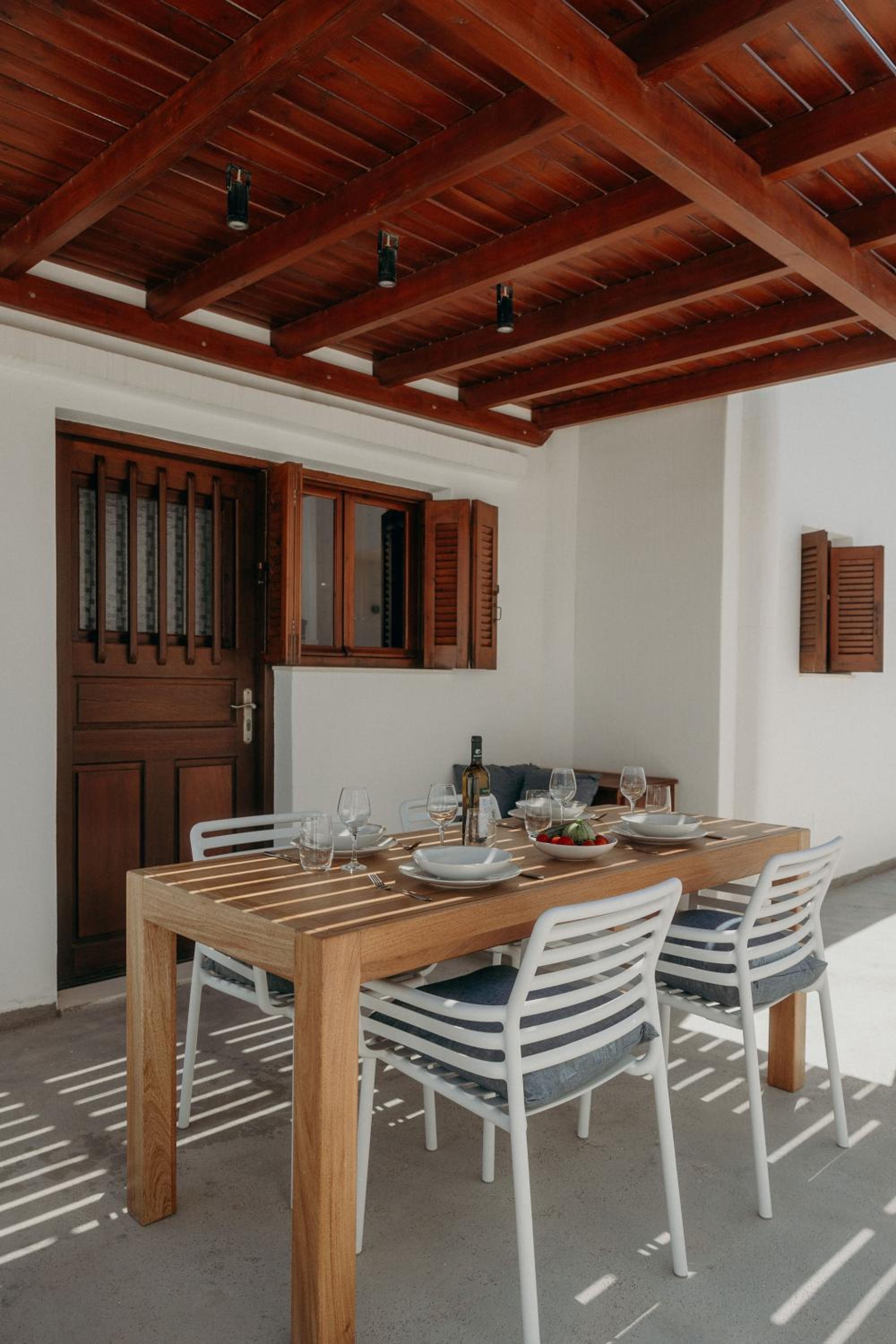 Katsipi Suite