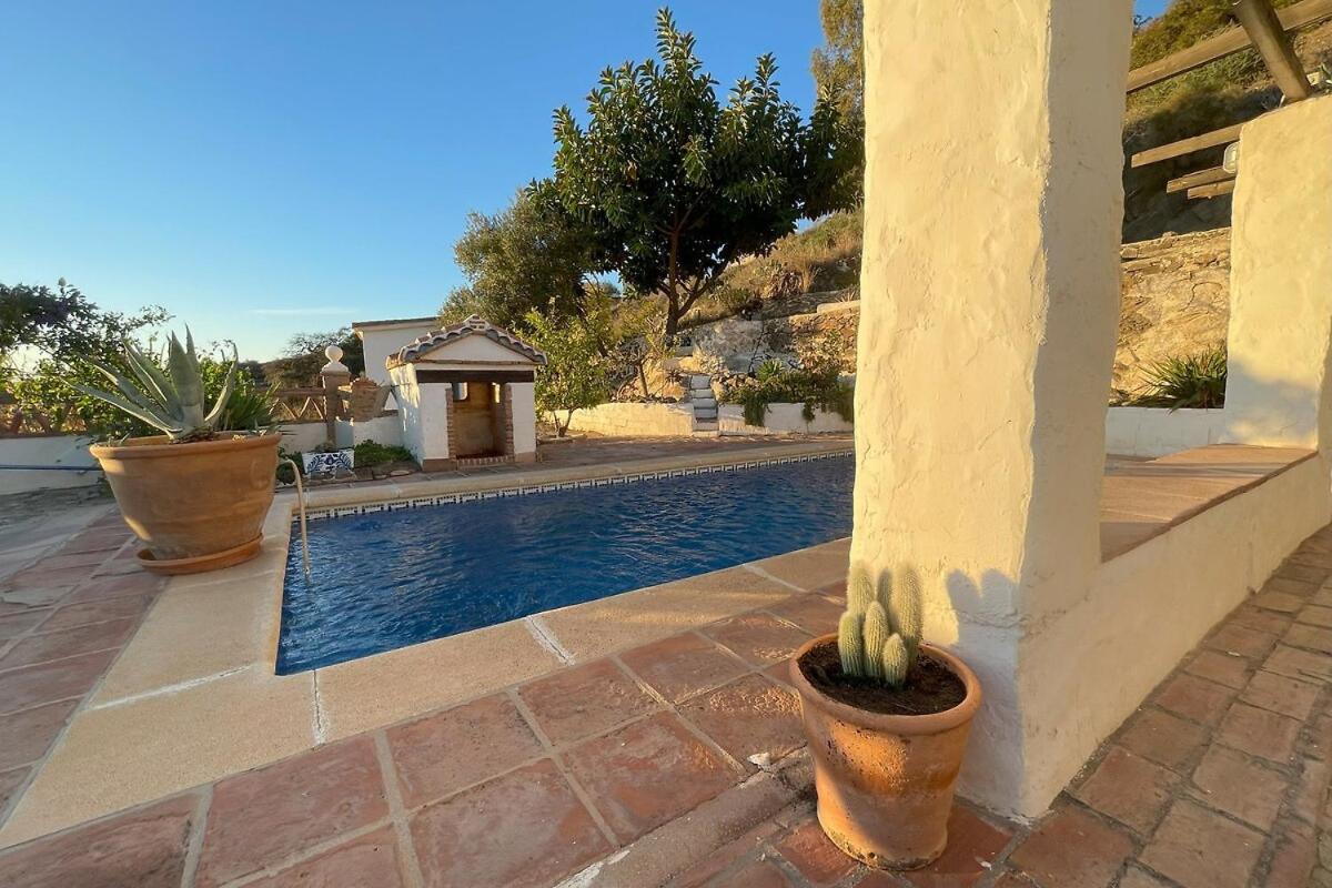 Meerblick, Pool, 4 Schlafzimmer, 2 Bäder, AirCon view 5