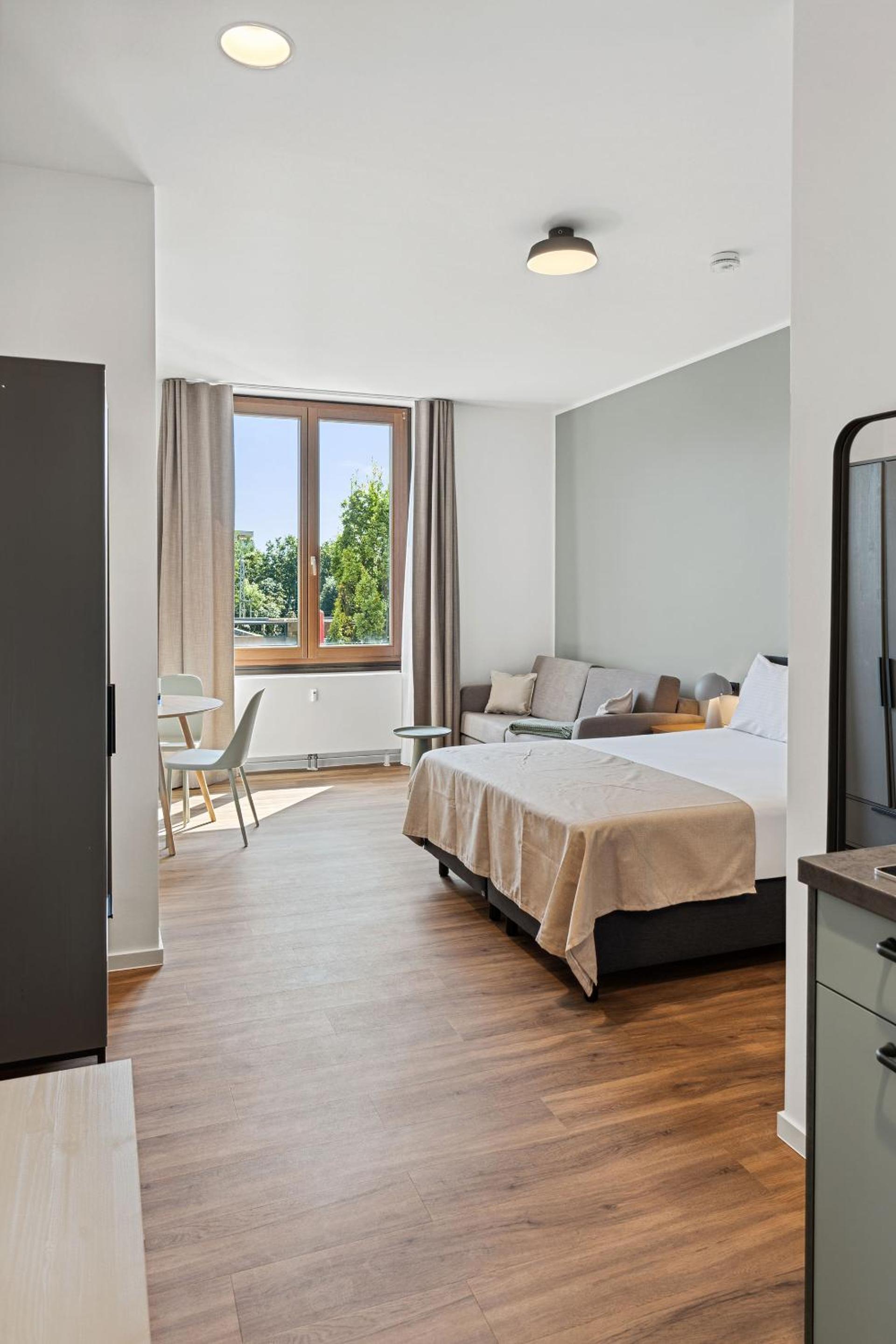 Limehome Memmingen Maximilianstraße