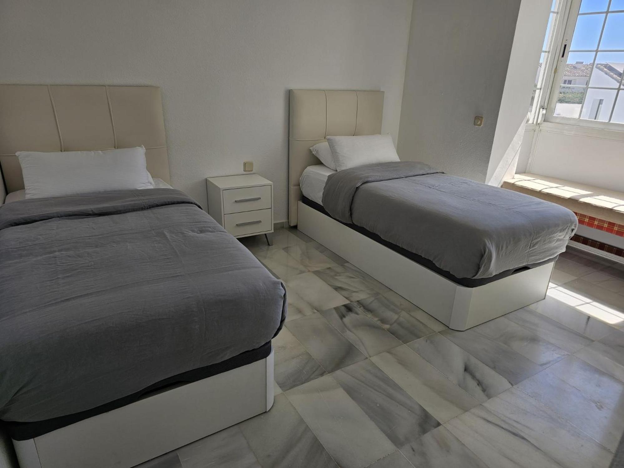 Marbella Vacations - villa bahia banus - Property Image 23