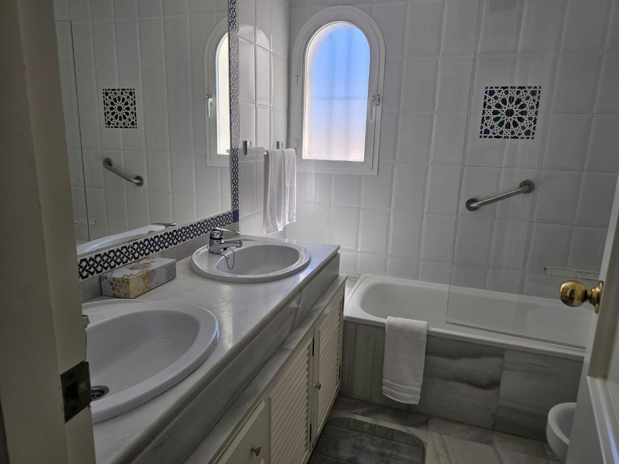 Marbella Vacations - villa bahia banus - Property Image 15