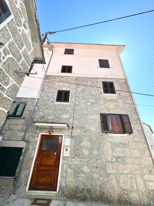 Cozy 2BR apartment in Loriga by Soulplaces view 3