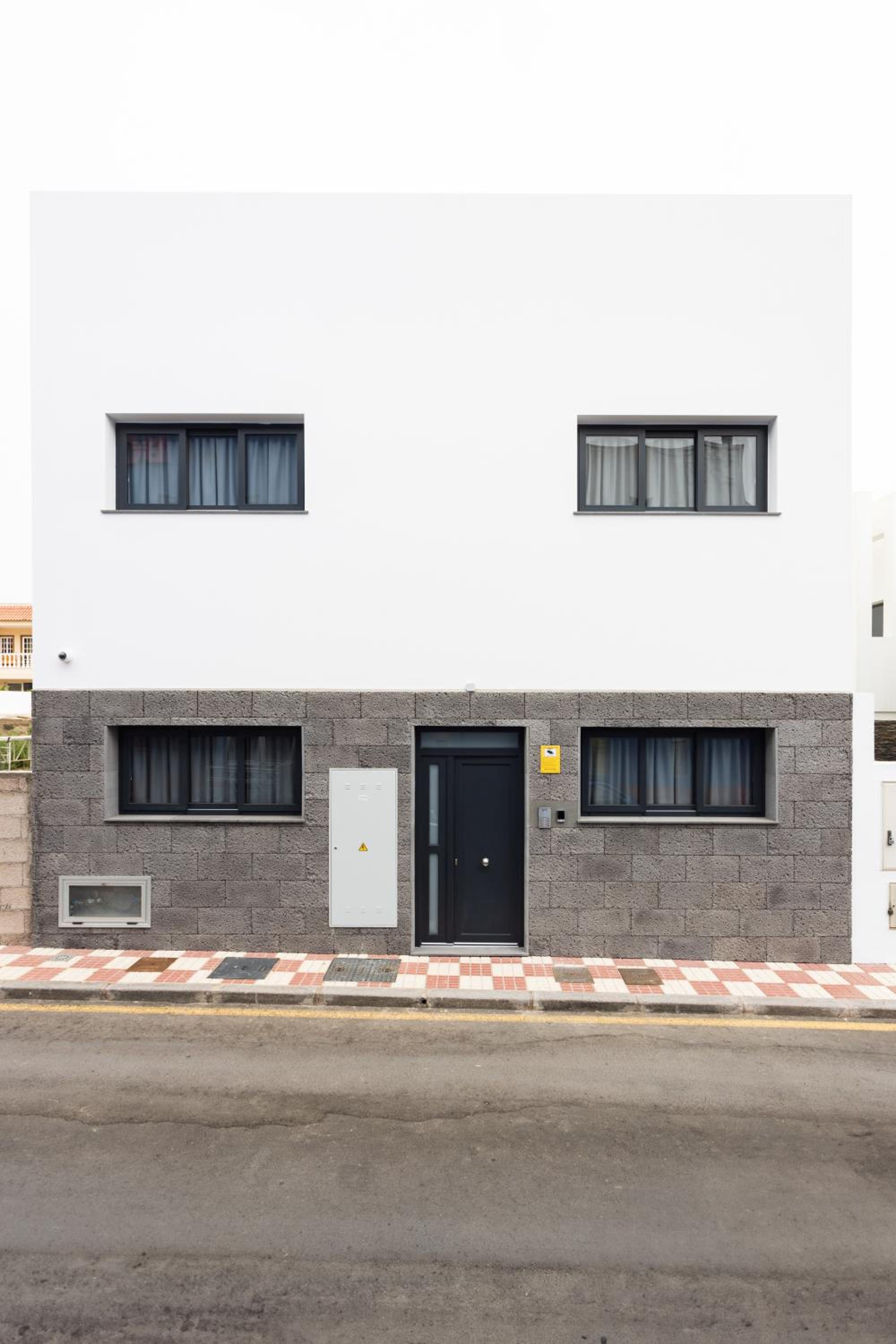 Zulia Suites, Masca, Teide Los Gigantes, Excursions, AC, Wifi 1 view 2