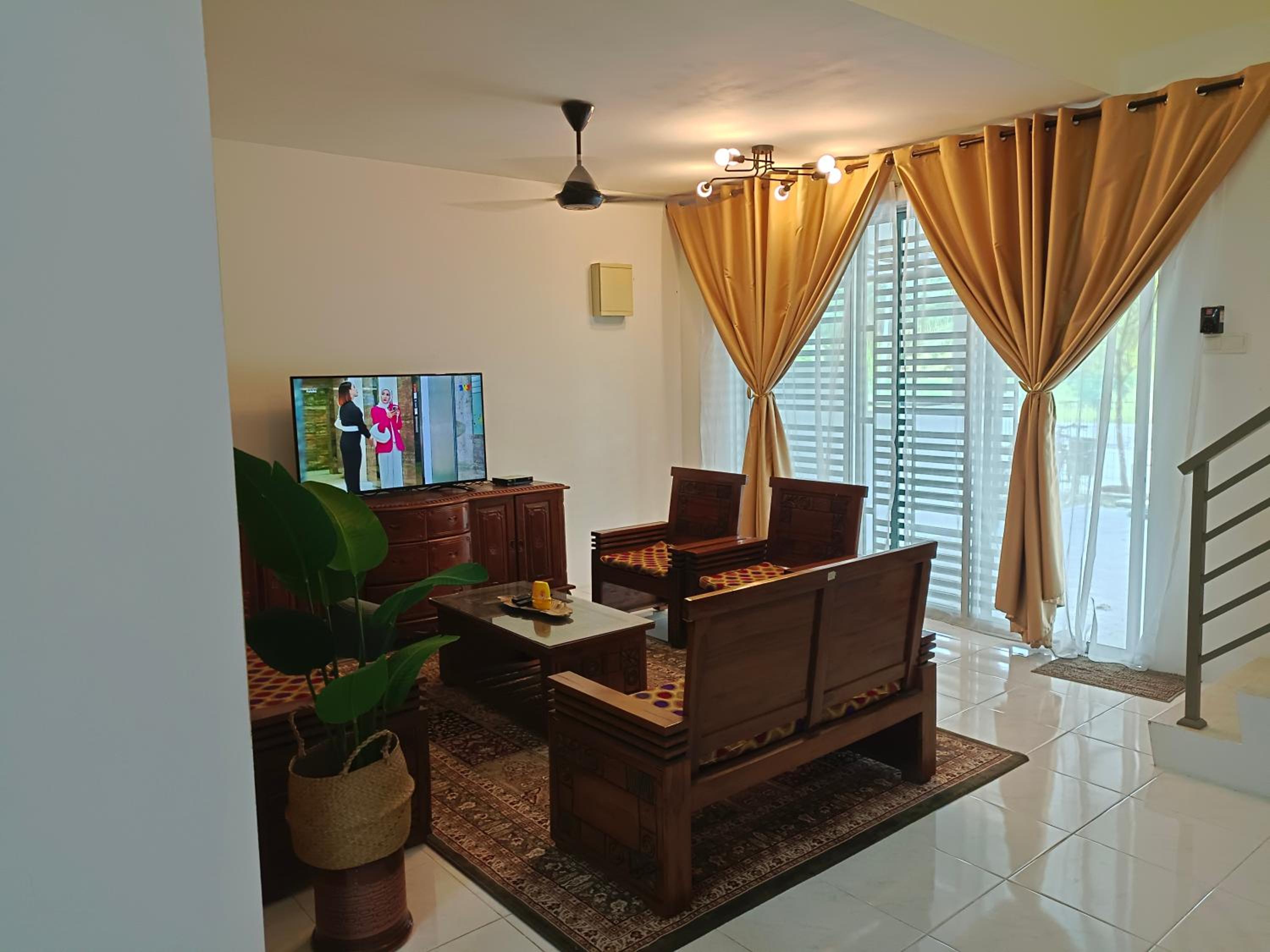 Kayu Cengal Homestay