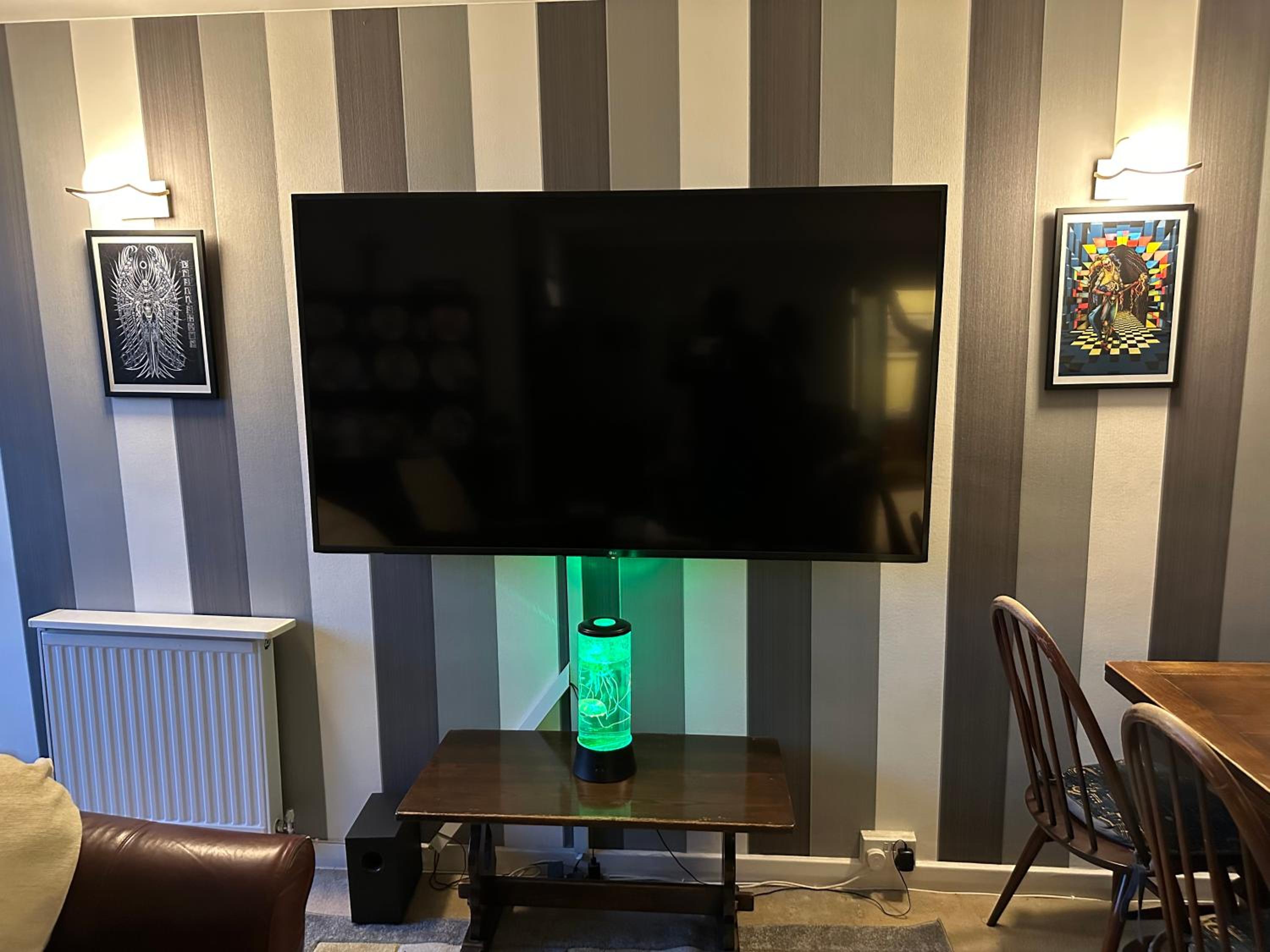 Lovely 1 Double Bed Flat view 3