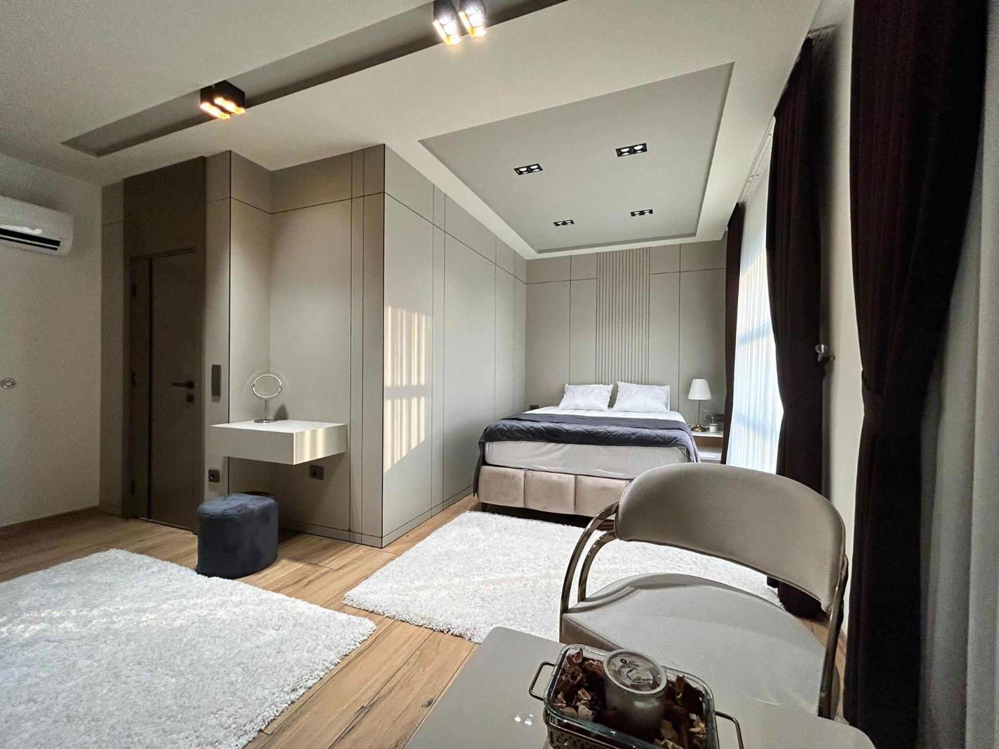 Grand Diker Port Residence