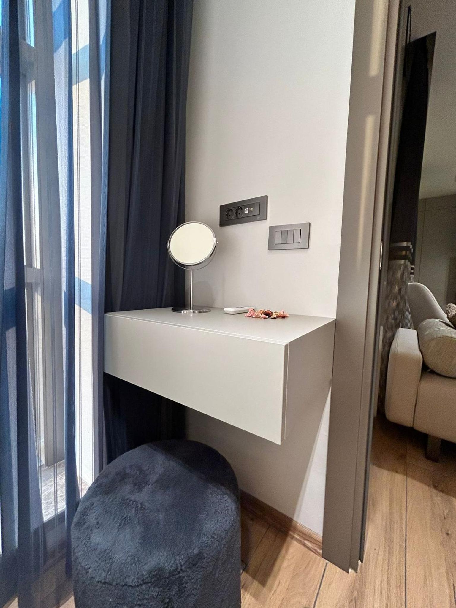 Grand Diker Port Residence