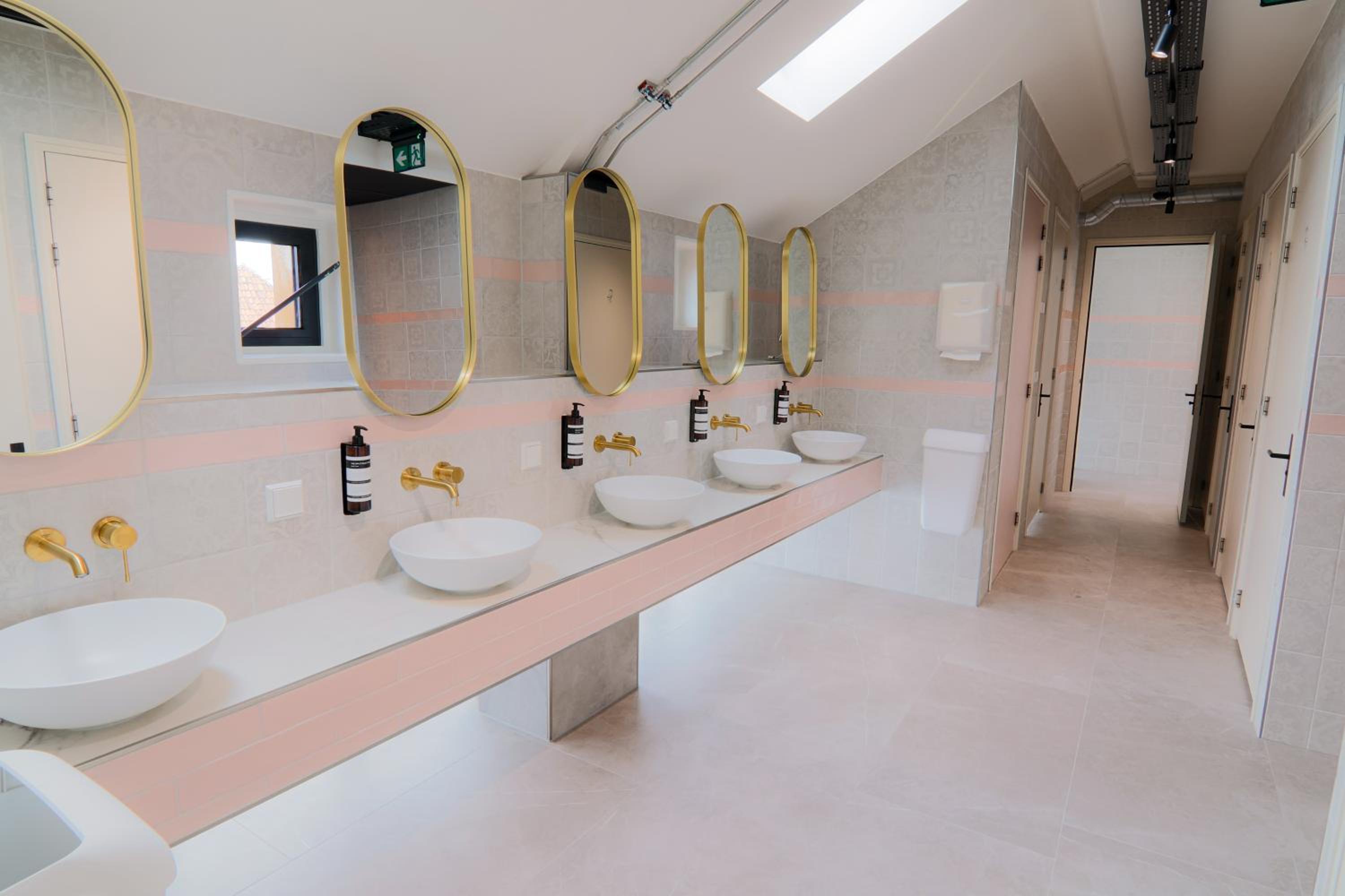 Kumo Hostels