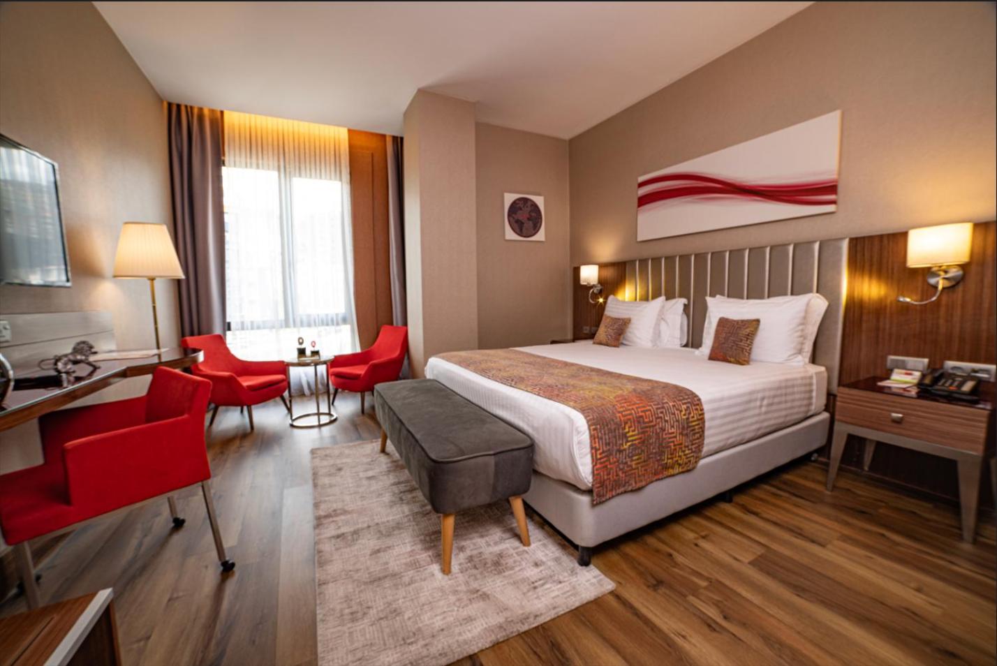 Ramada by Wyndham İstanbul Alibeykoy - Image 25