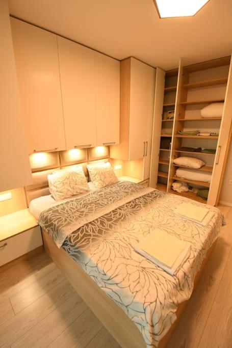 MNB Loft's