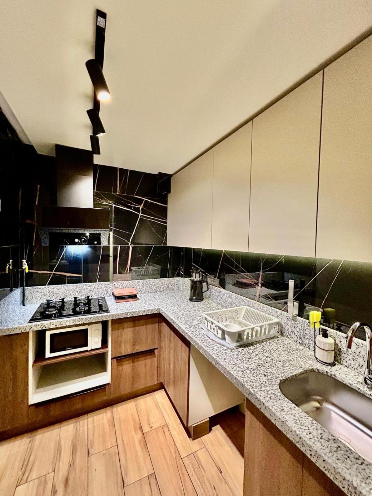 Grand Diker Port Residence