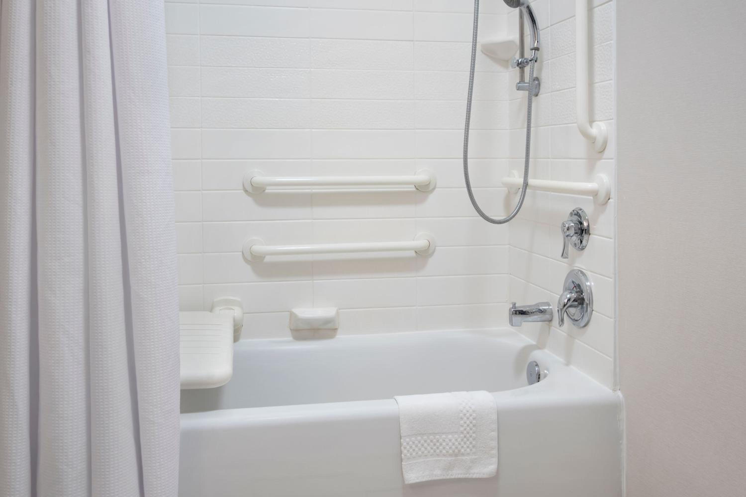 Watertown Vacations - Fairfield Inn Suites by Marriott Watertown Thousand Islands - Property Image 7