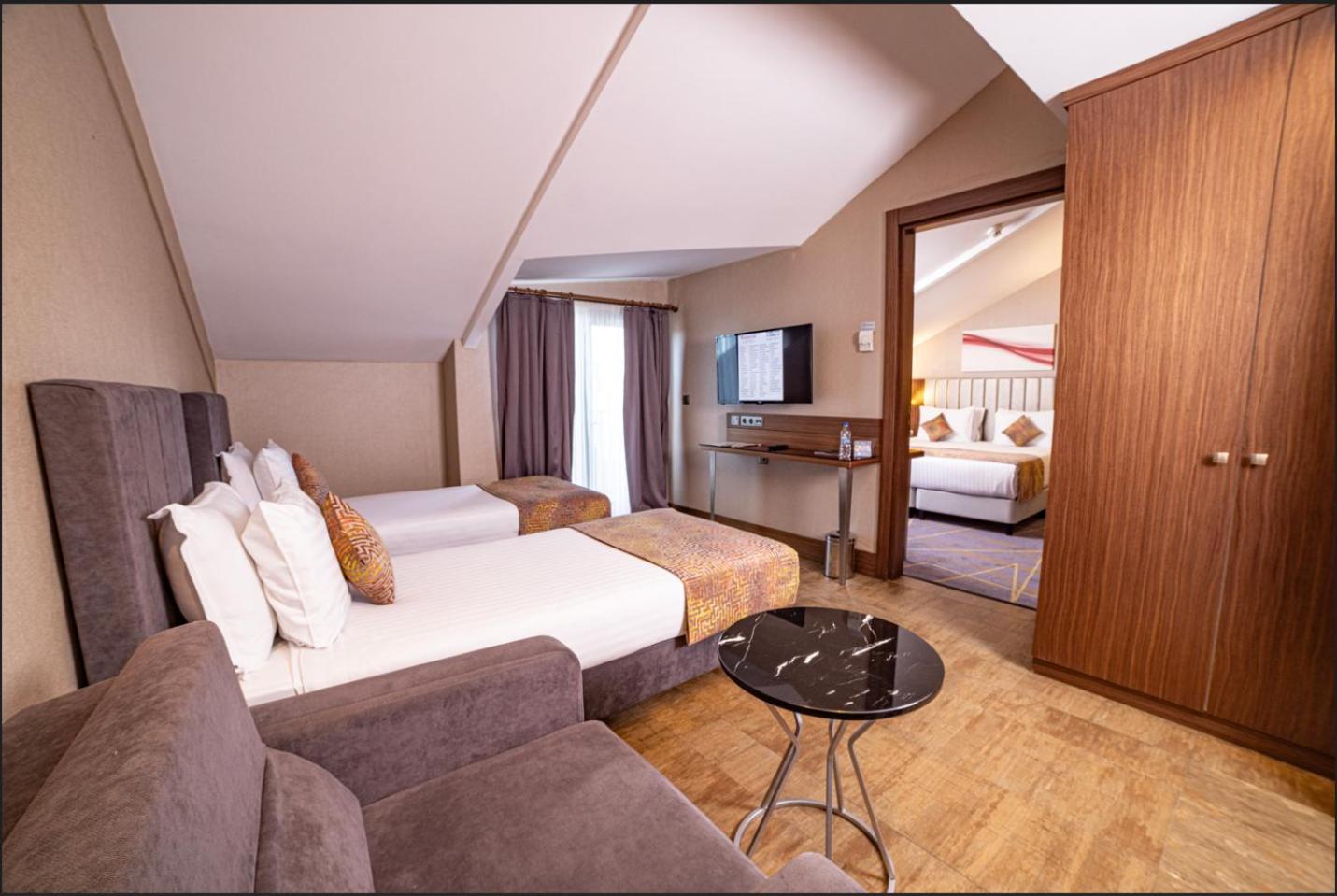 Ramada by Wyndham İstanbul Alibeykoy - Image 75