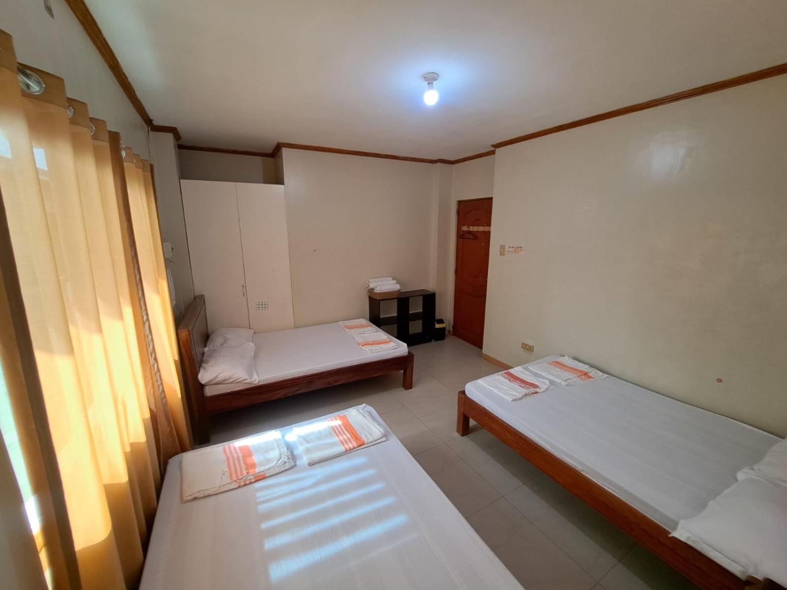 TheOrangeHouse - Vigan Villa