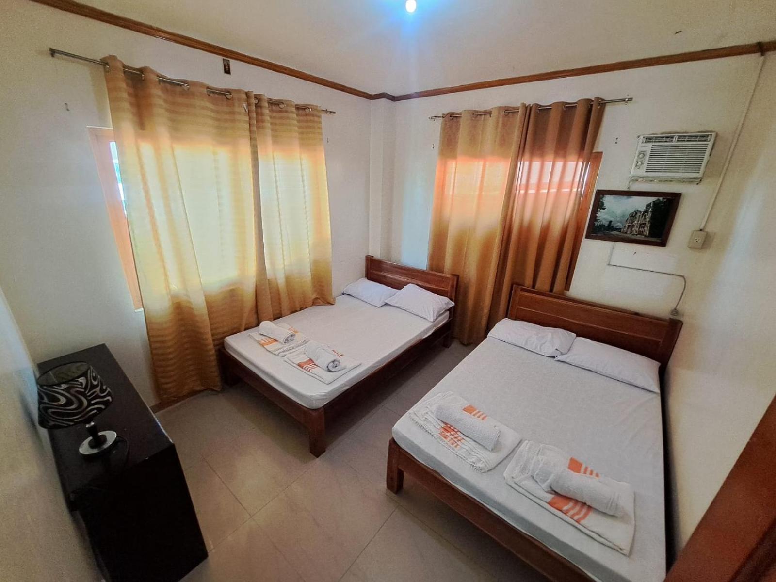 TheOrangeHouse - Vigan Villa