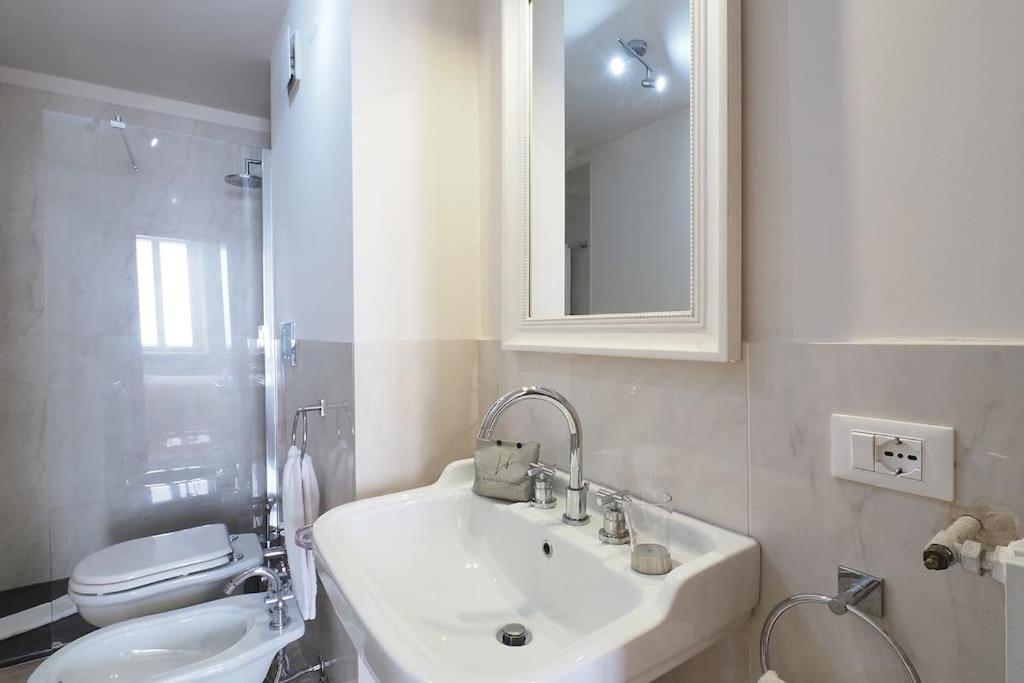 Contempora - Spacious One-Bedroom Apartment for 4 People - Castello Sforzesco