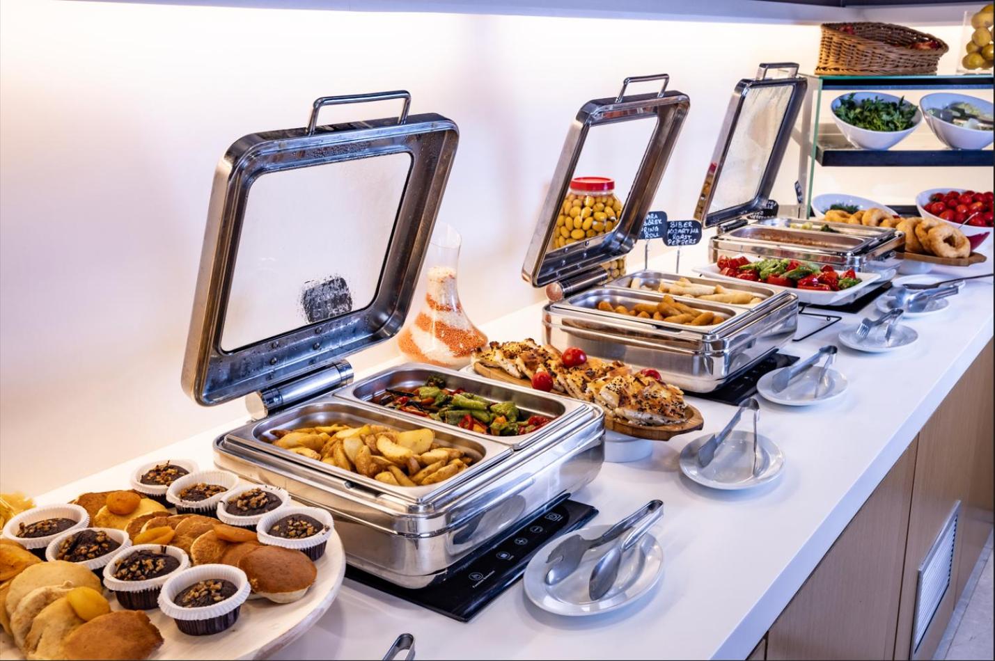 Ramada by Wyndham İstanbul Alibeykoy - Image 44