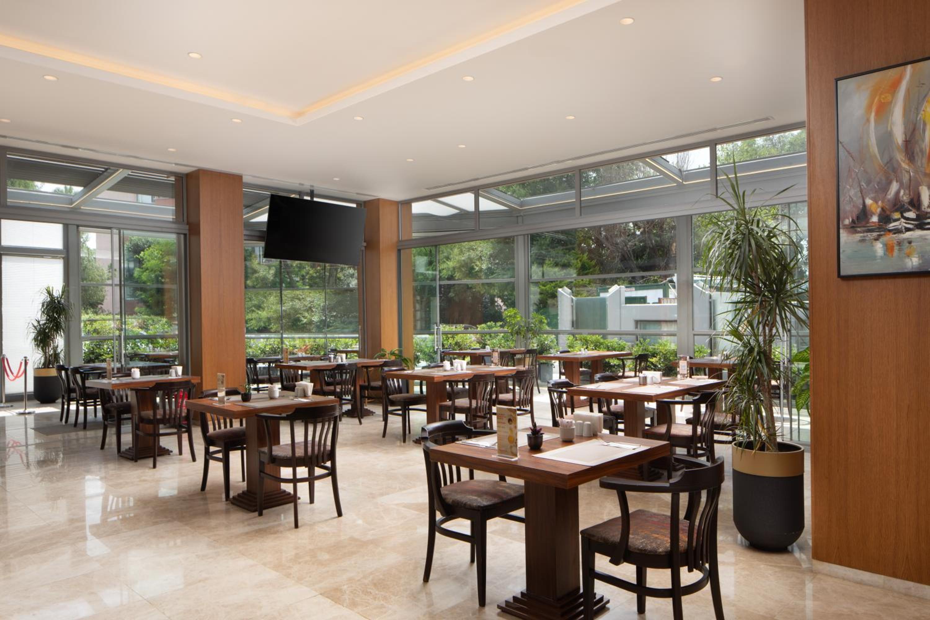 Ramada Plaza by Wyndham İstanbul Ataköy - Image 48