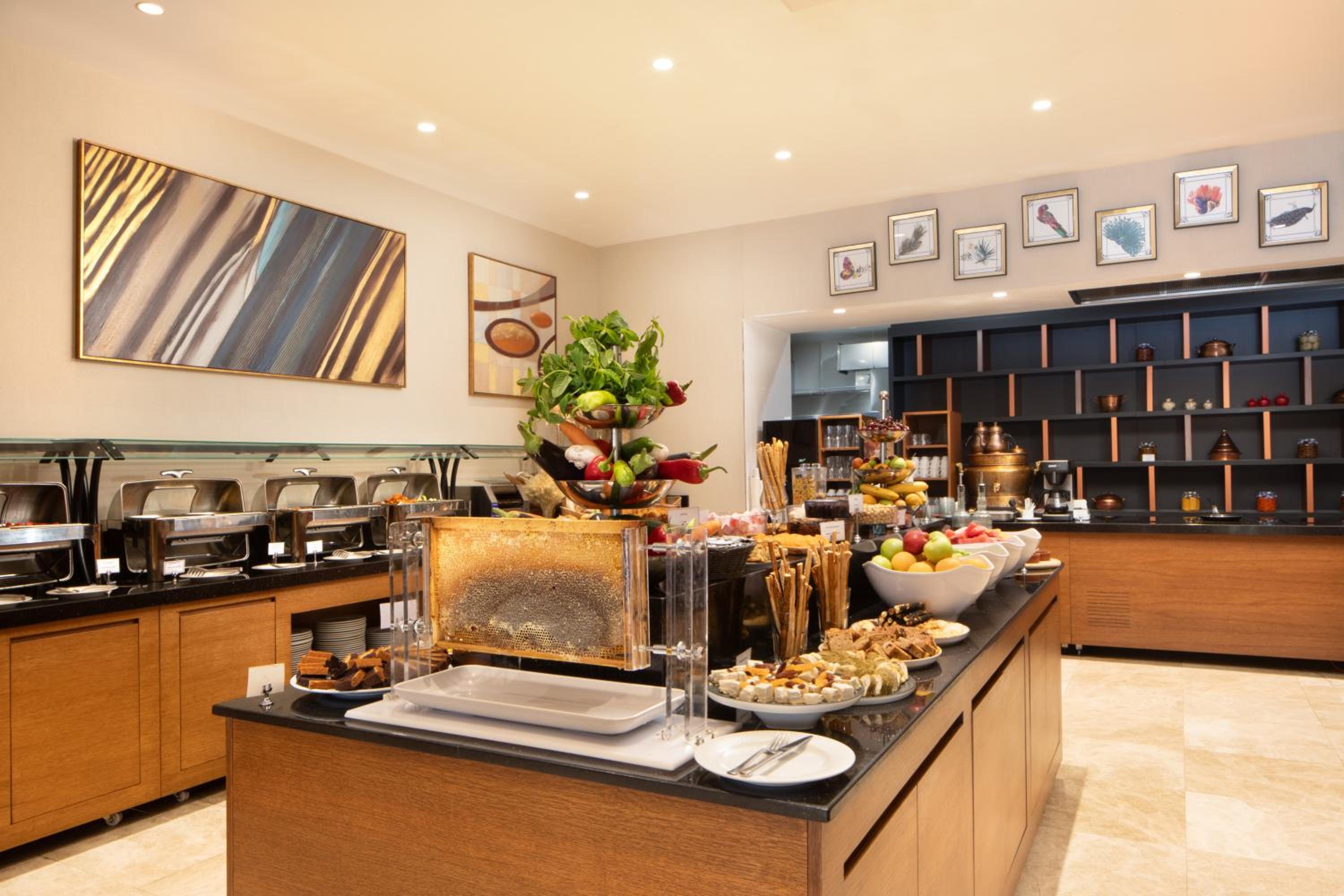 Ramada Plaza by Wyndham İstanbul Ataköy - Image 43