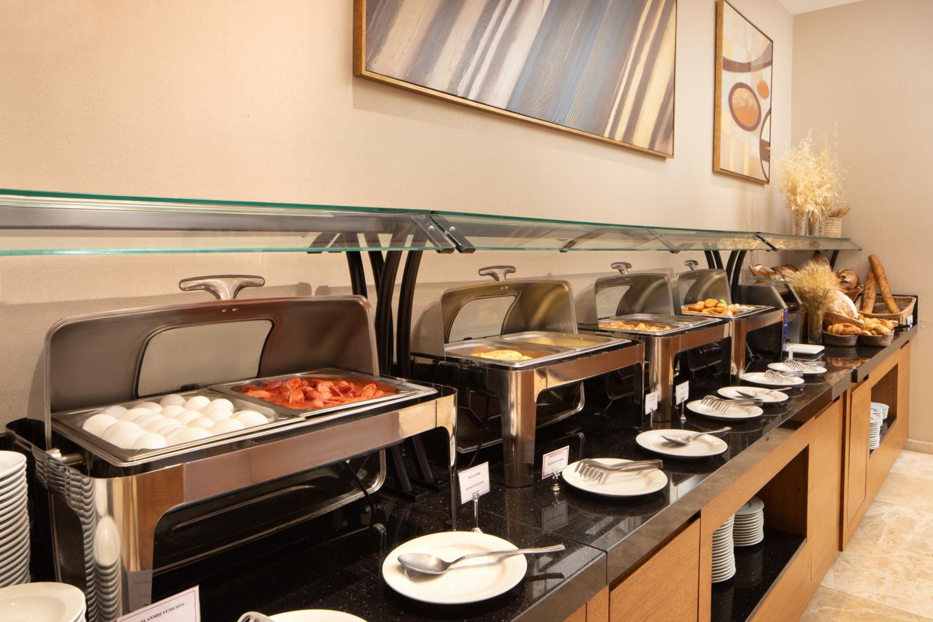 Ramada Plaza by Wyndham İstanbul Ataköy - Image 41