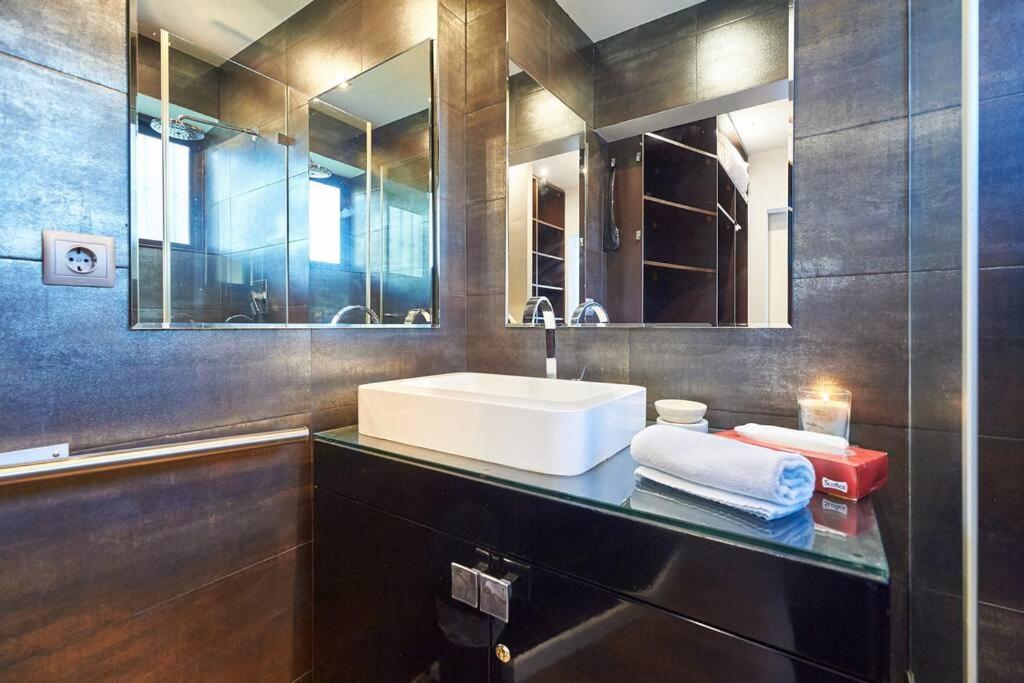 Central Holiday Home en Cascais — bathroom