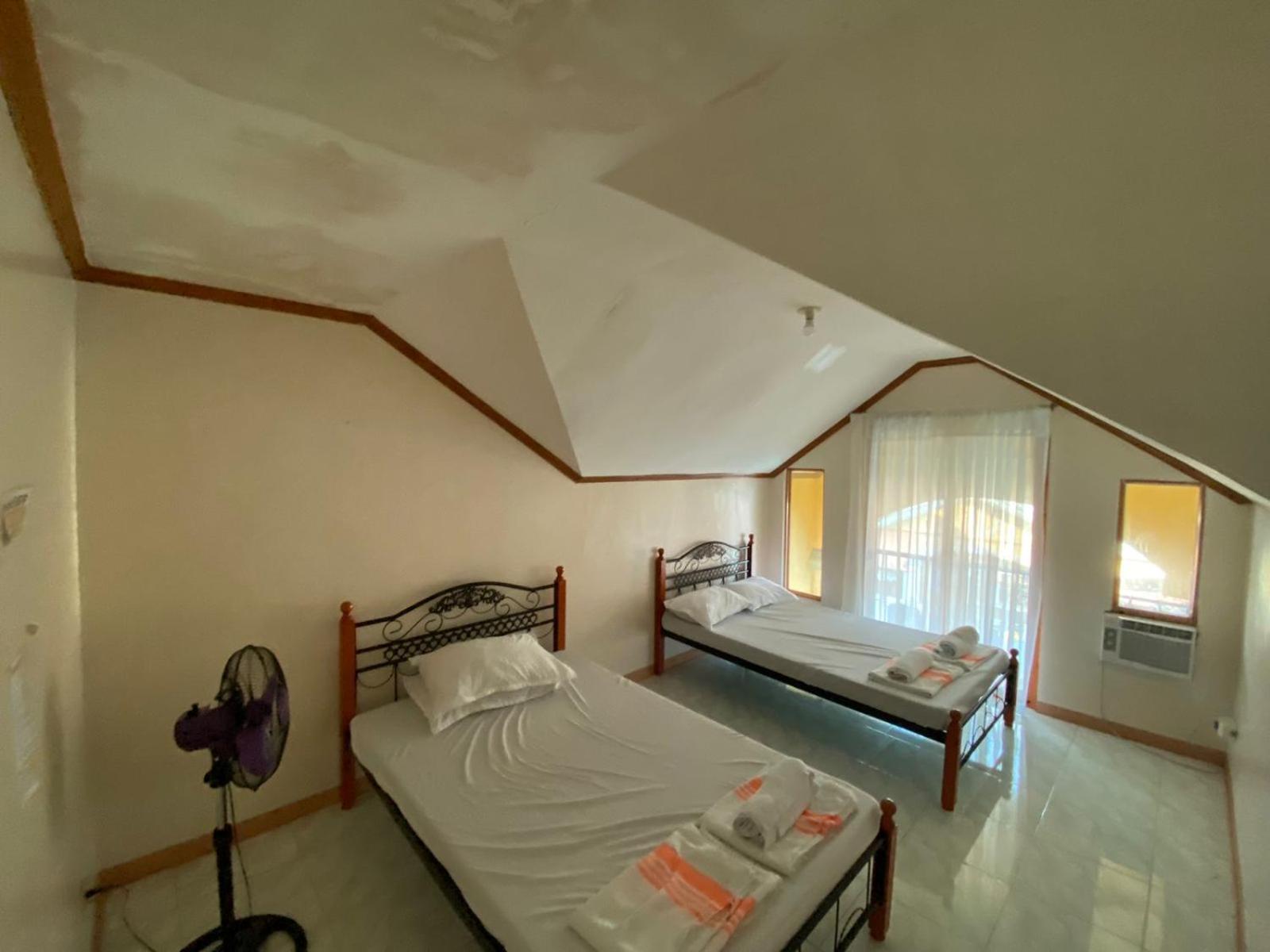 TheOrangeHouse - Vigan Villa